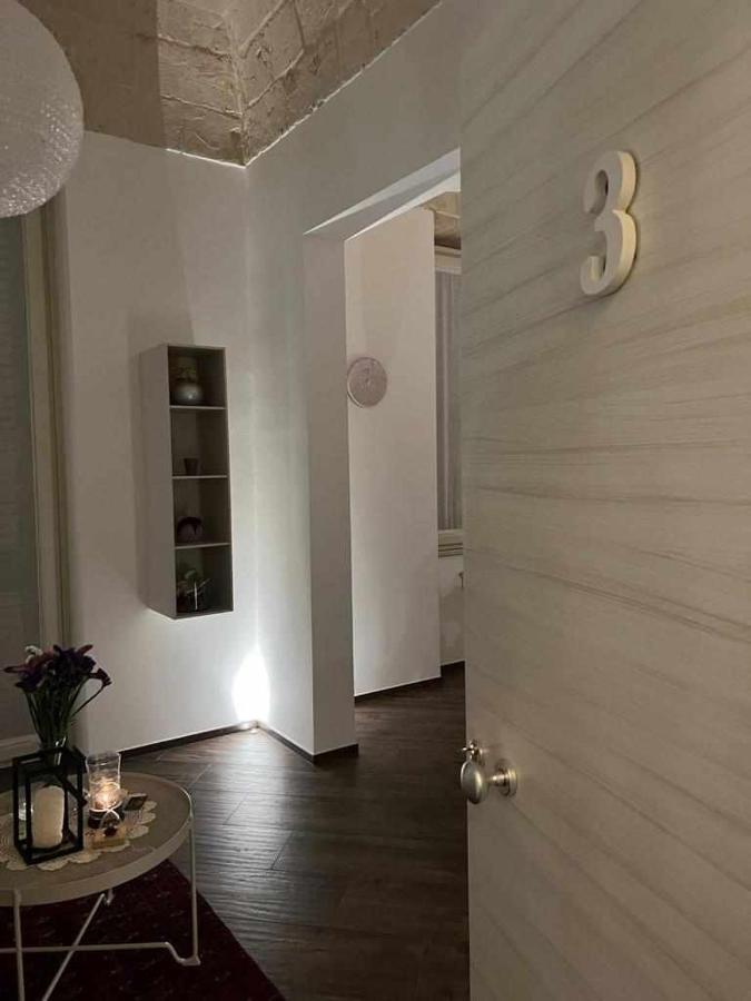 Al Centro Exclusive Apartment ブリンディジ エクステリア 写真