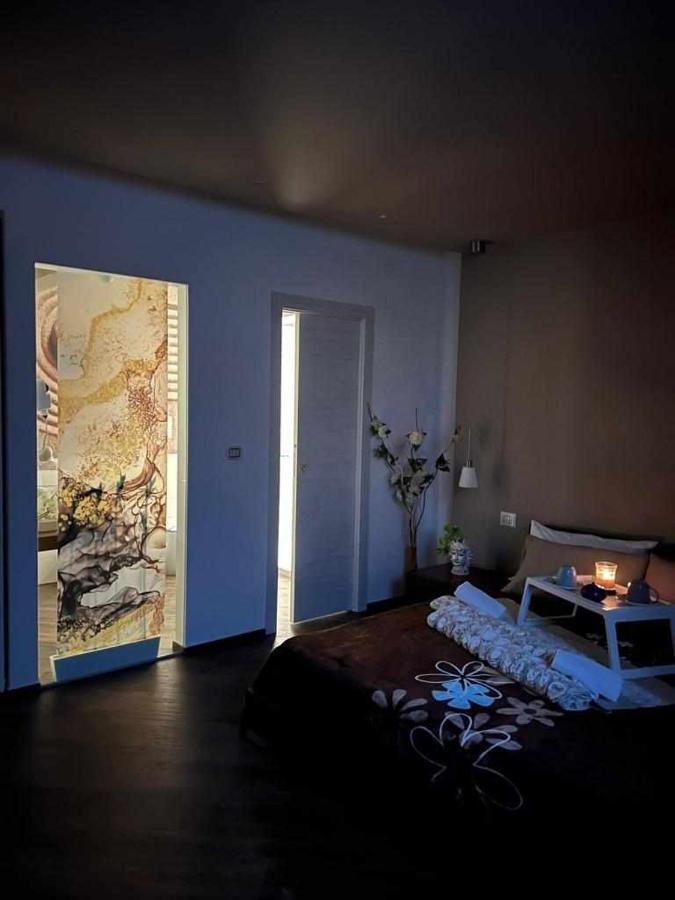 Al Centro Exclusive Apartment ブリンディジ エクステリア 写真
